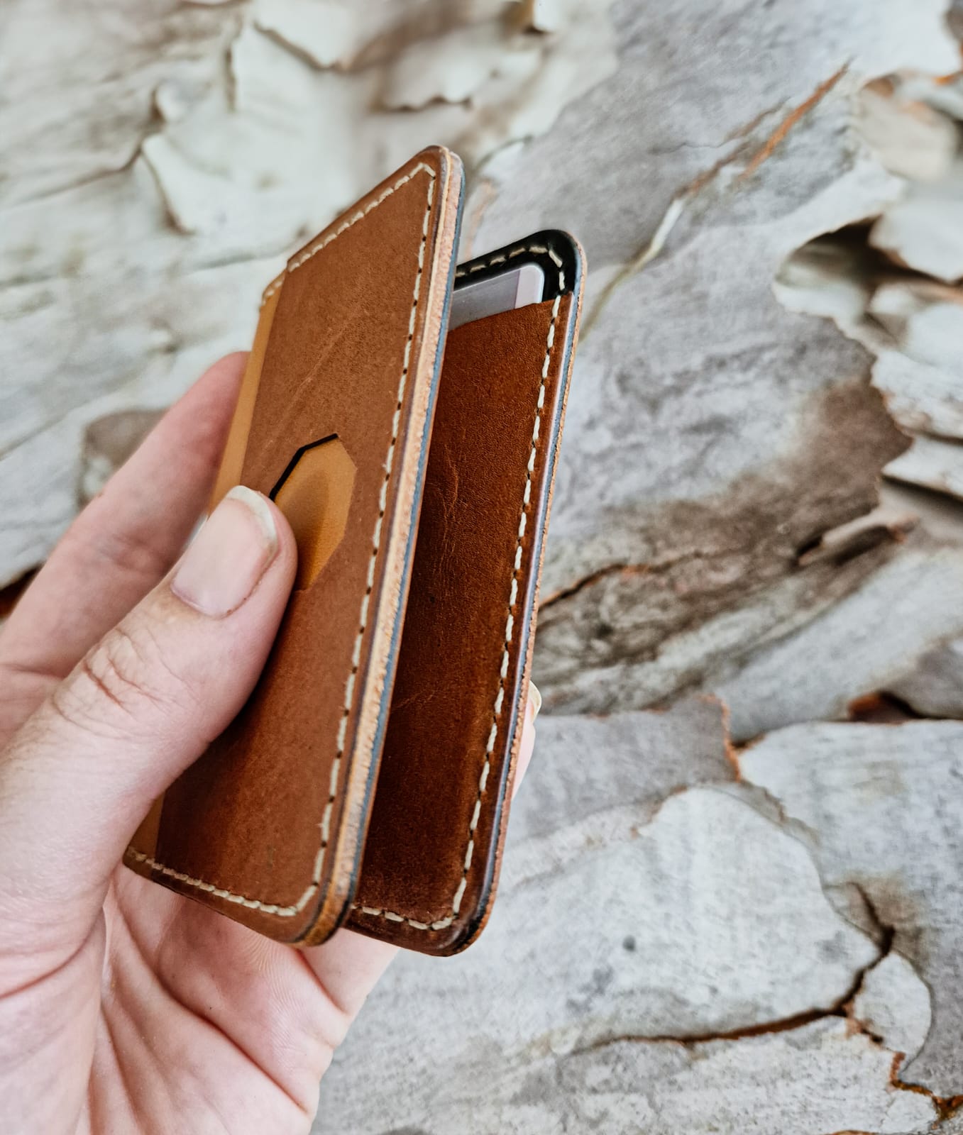 Minimalist: 5 Pocket: Saddle Tan