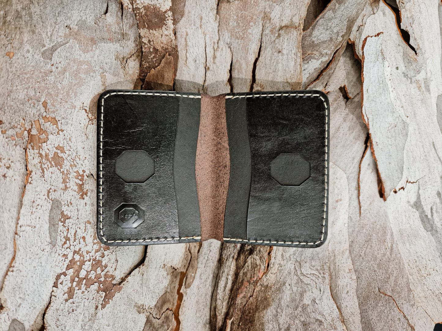 Minimalist: 4 Pocket: Saddle Tan
