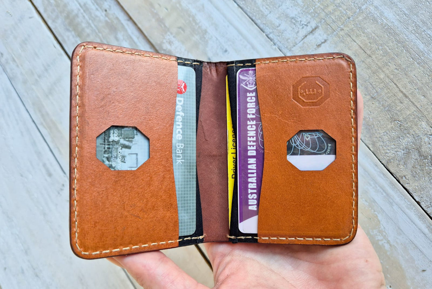 Minimalist: 4 Pocket: Saddle Tan