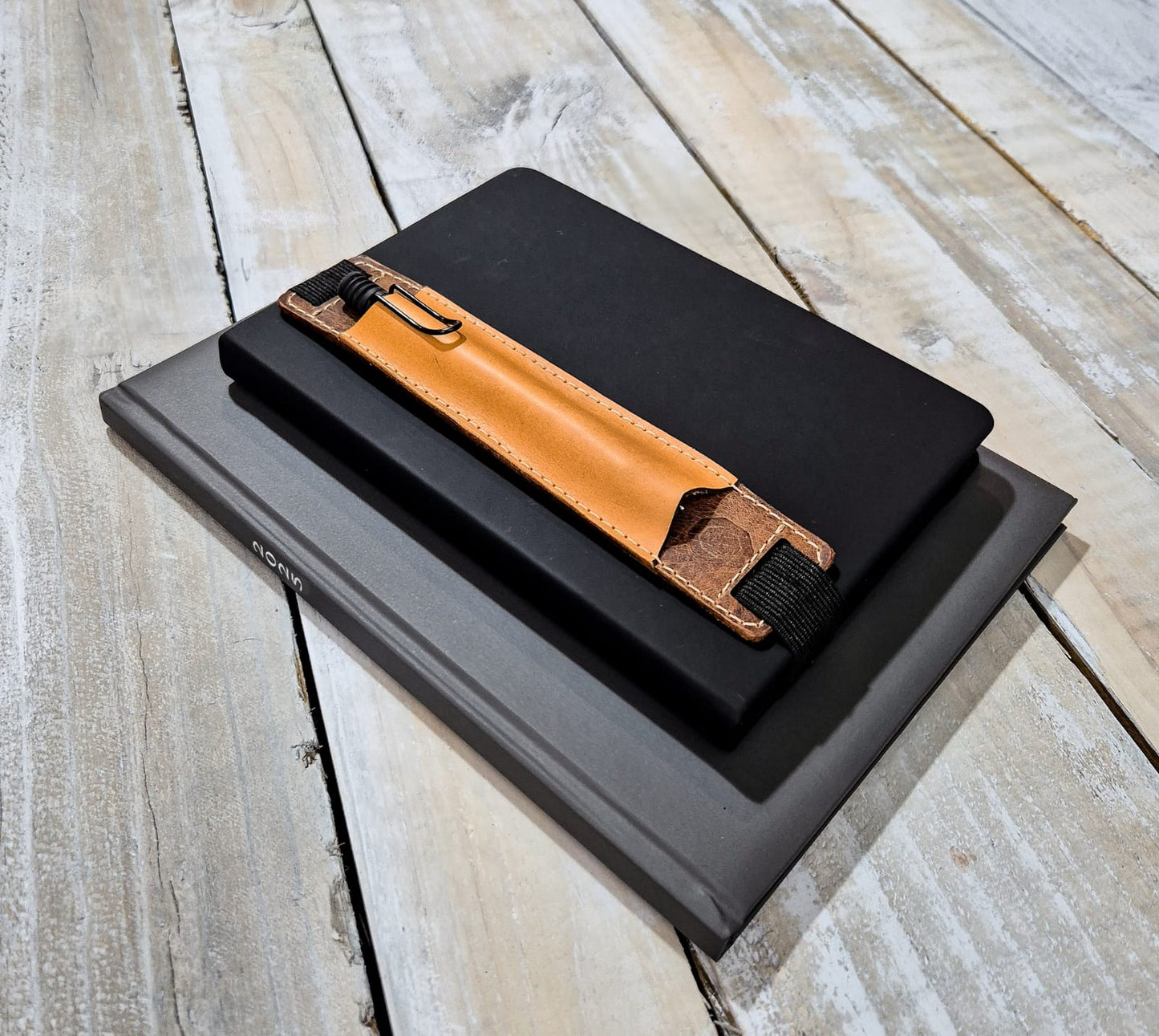 Pen Quiver - A5 & Moleskine Lrg