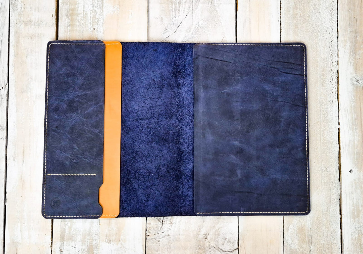 The Anglesea: A4 Slim Cover