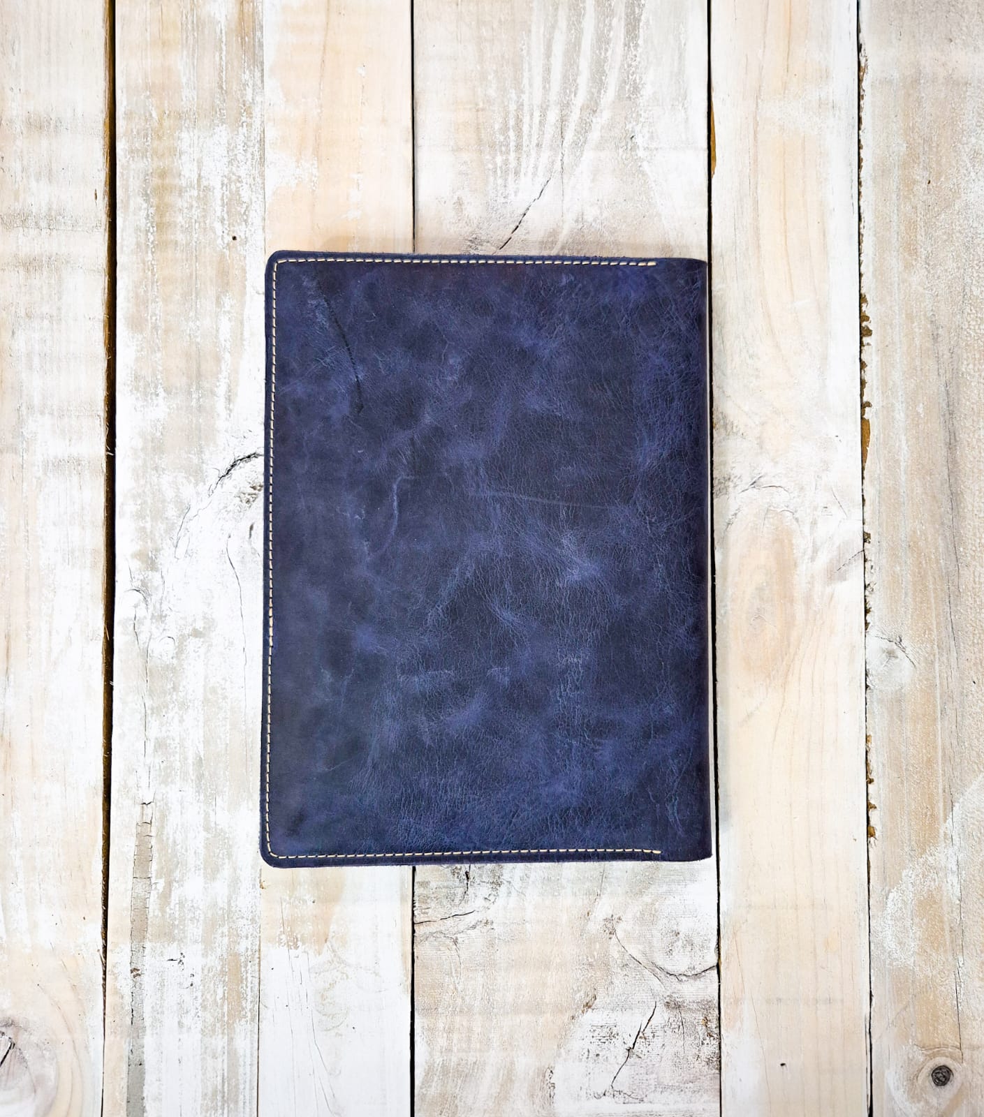 The Anglesea: A4 Slim Cover