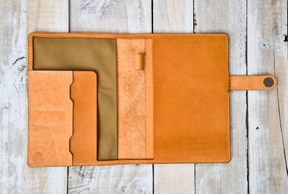 The Holsworthy: Saddle Tan Outer: Moleskine Lrg Notebook Cover